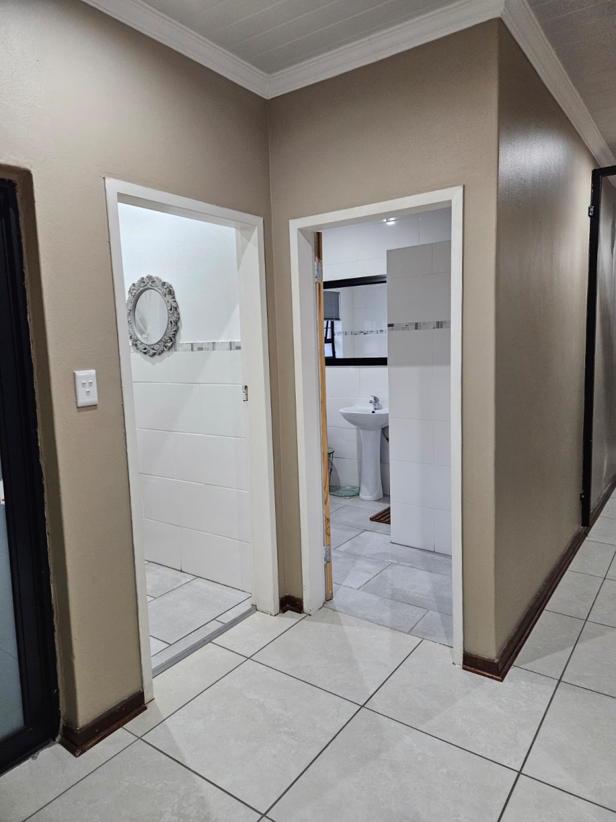 4 Bedroom Property for Sale in Parys Free State